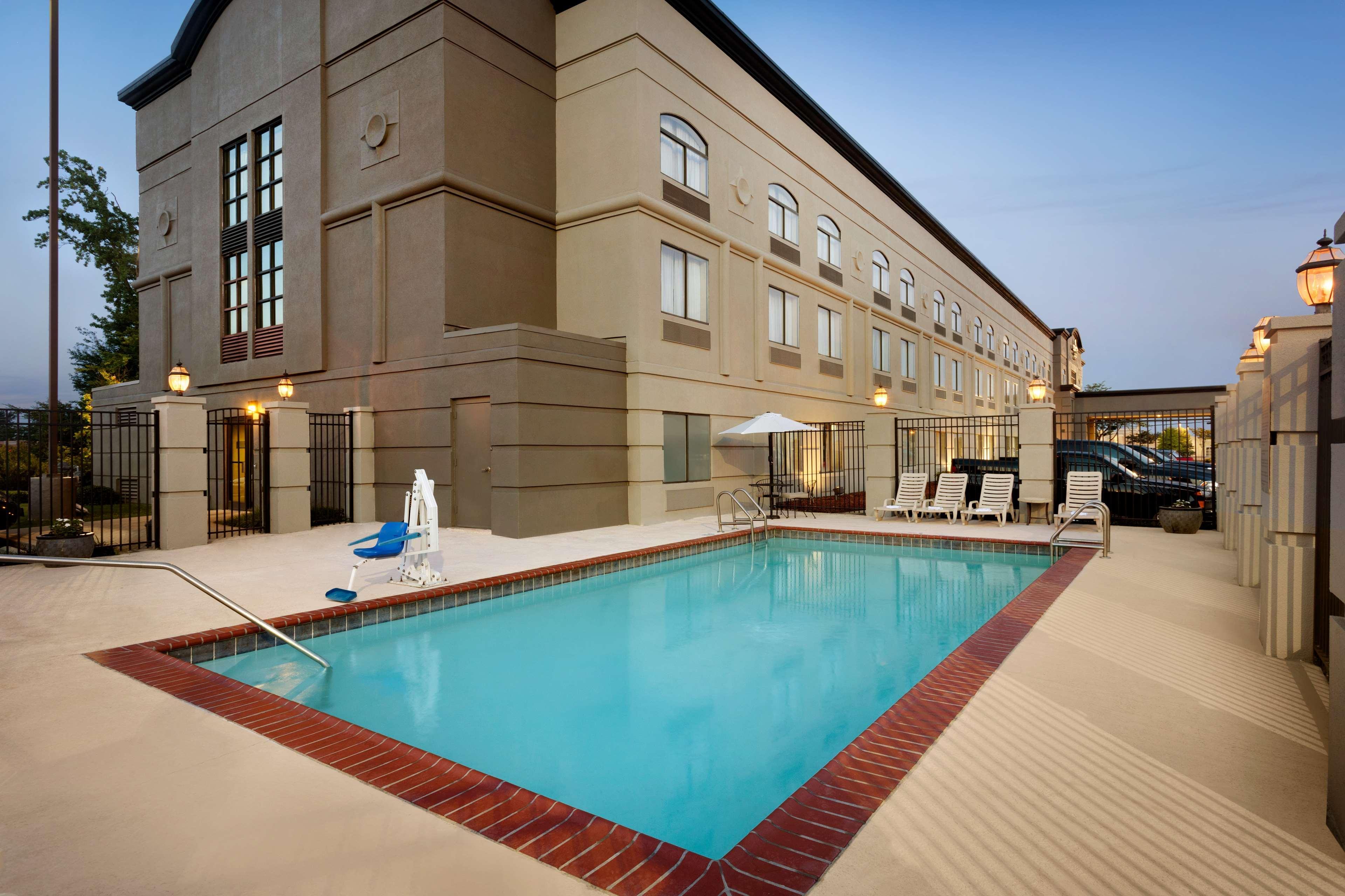 Country Inn & Suites By Radisson, Wolfchase-Memphis, Tn Экстерьер фото