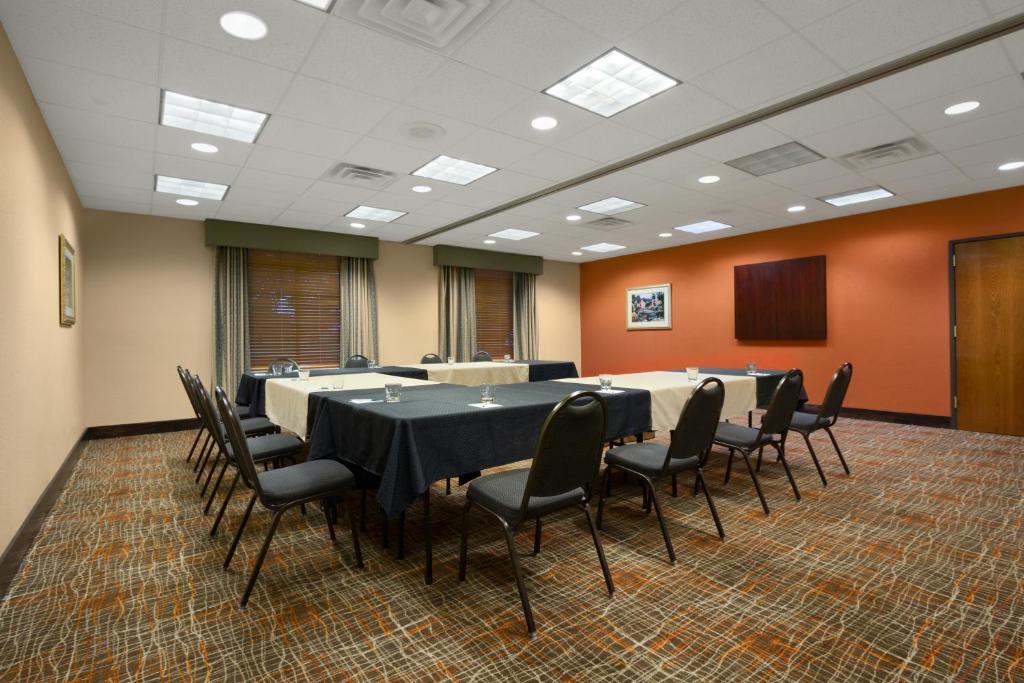 Country Inn & Suites By Radisson, Wolfchase-Memphis, Tn Экстерьер фото